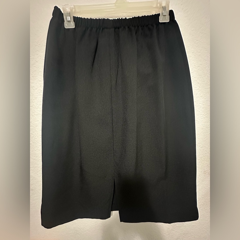 Classic Black Women's Midi Skirt size 12 - Picture 3 of 6